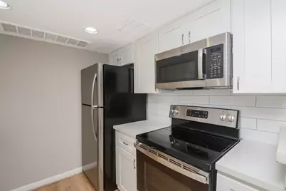 845 Augusta Drive #67, Houston, TX 77057 - Photo 13