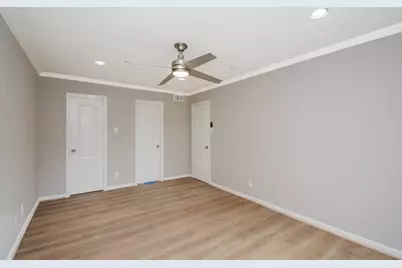 845 Augusta Drive #67, Houston, TX 77057 - Photo 17