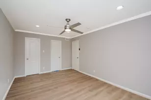 845 Augusta Dr, Houston, TX 77057 - Photo 17