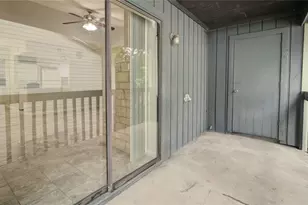 9009 Richmond Ave, Houston, TX 77063 - Photo 25