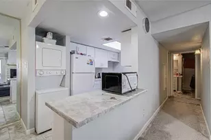 9009 Richmond Ave, Houston, TX 77063 - Photo 7