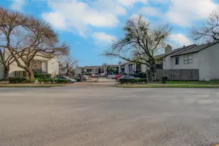 9009 Richmond Ave, Houston, TX 77063 - Photo 29