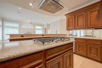 66 Blooming Grove Lane, Houston, TX 77077 - Photo 11