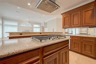 66 Blooming Grove Ln, Houston, TX 77077 - Photo 11