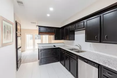 11776 S Kirkwood Road, Stafford, TX 77477 - Photo 3