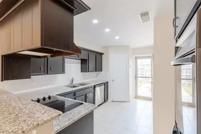 11776 S Kirkwood Road, Stafford, TX 77477 - Photo 5
