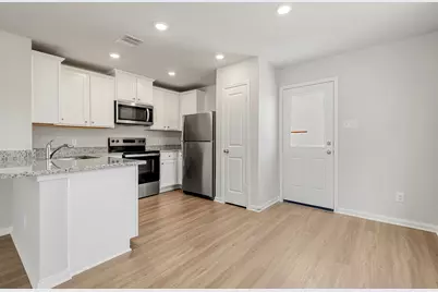 8206 Burnt Orchid Drive, Houston, TX 77016 - Photo 5