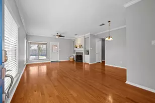 14714 Flowerwood Dr, Houston, TX 77062 - Photo 5