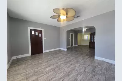 3828 Avenue S #1/2, Galveston, TX 77550 - Photo 3