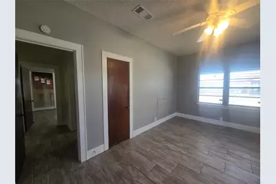 3828 Avenue S #1/2, Galveston, TX 77550 - Photo 13