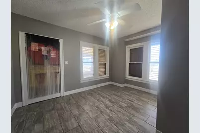 3828 Avenue S #1/2, Galveston, TX 77550 - Photo 19