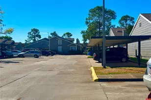 12204 Coppertree Ln, Houston, TX 77035 - Photo 3