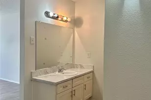 12204 Coppertree Ln, Houston, TX 77035 - Photo 43
