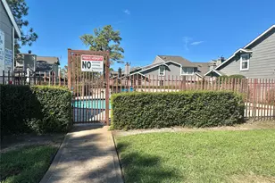 12204 Coppertree Ln, Houston, TX 77035 - Photo 23