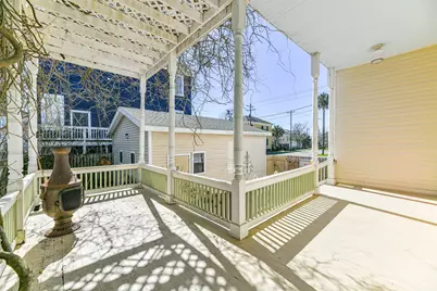 1927 Broadway Street, Galveston, TX 77550 - Photo 27