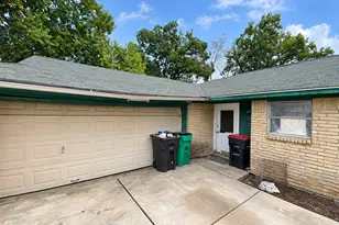5400 Hemlock Dr, Baytown, TX 77521 - Photo 3
