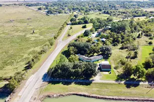 35 Private Rd 815, Markham, TX 77414 - Photo 37