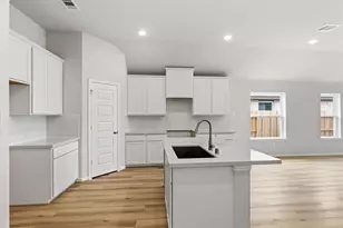 523 Selaura St, Rosenberg, TX 77471 - Photo 9