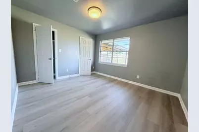 7715 Catalina Lane, Houston, TX 77075 - Photo 13