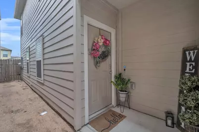 15007 Eagle Feather Court, Houston, TX 77090 - Photo 3
