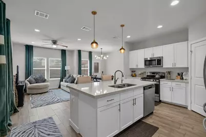 15007 Eagle Feather Court, Houston, TX 77090 - Photo 5