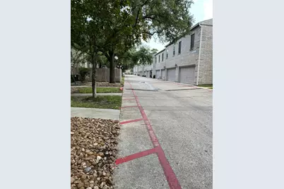 17591 Red Oak Drive, Houston, TX 77090 - Photo 21