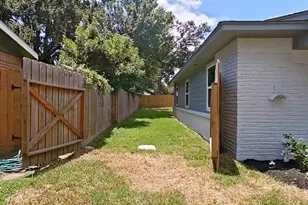 4947 Poinciana Dr, Houston, TX 77092 - Photo 13