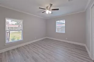 4947 Poinciana Dr, Houston, TX 77092 - Photo 11