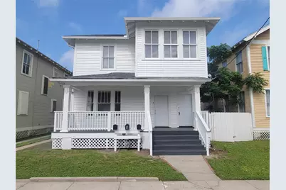 2221 35th Street #2, Galveston, TX 77550 - Photo 1