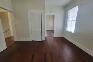 2221 35th St, Galveston, TX 77550 - Photo 17