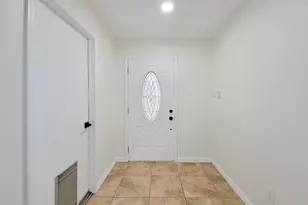 10010 Sagecanyon Dr, Houston, TX 77089 - Photo 3