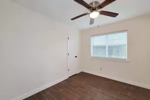 10010 Sagecanyon Dr, Houston, TX 77089 - Photo 25