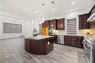 17719 Olde Oaks Estate Ct, Cypress, TX 77433 - Photo 11