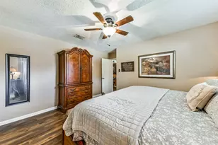 2422 Pilgrims Bend Dr, Friendswood, TX 77546 - Photo 19