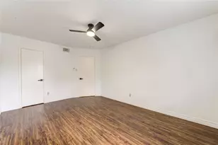 830 Threadneedle St, Houston, TX 77079 - Photo 11