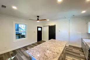 2001 29th, Galveston, TX 77550 - Photo 5