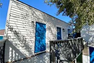 2001 29th, Galveston, TX 77550 - Photo 1