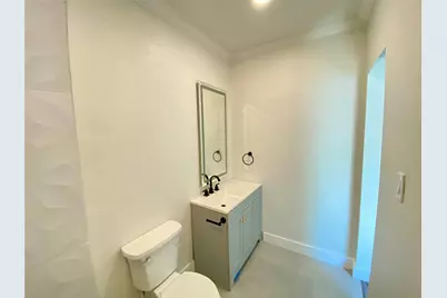 2001 29th #Rear, Galveston, TX 77550 - Photo 9