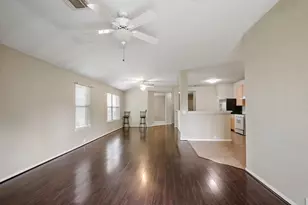 17538 S Summit Canyon Dr, Houston, TX 77095 - Photo 9