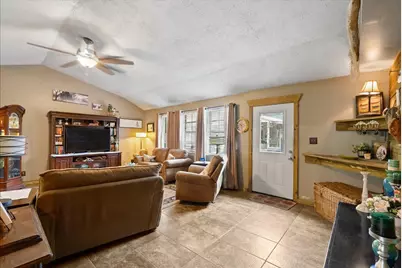 150 County Road 6401, Dayton, TX 77535 - Photo 7