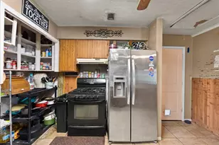 150 County Road 6401, Dayton, TX 77535 - Photo 5