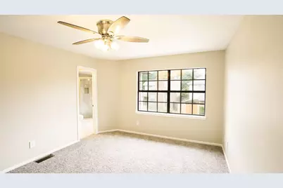 17 Regency Lane, Houston, TX 77088 - Photo 19