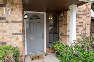 17 Regency Ln, Houston, TX 77088 - Photo 3