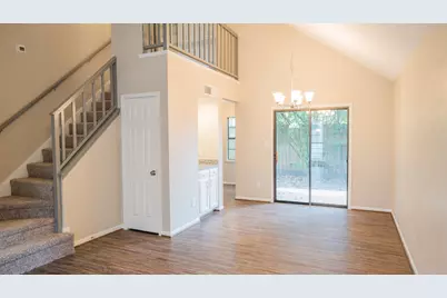 17 Regency Lane, Houston, TX 77088 - Photo 5