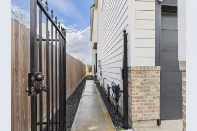 6310 Norland Street #B, Houston, TX 77022 - Photo 27