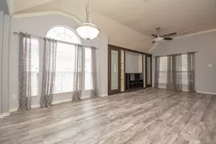 4006 Dell Ln, Missouri City, TX 77459 - Photo 9