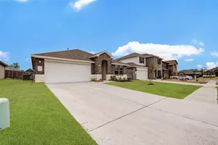 13989 Leigh Lake Ln, Conroe, TX 77384 - Photo 3