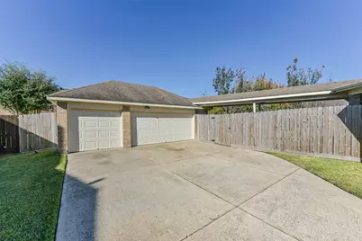 3919 Copper Creek, Baytown, TX 77521 - Photo 43