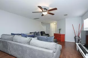 6010 Ridgebriar Ln, Houston, TX 77085 - Photo 5