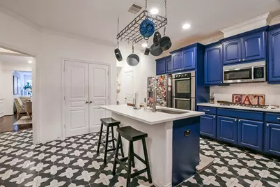 1111 W 26th Street, Houston, TX 77008 - Photo 7